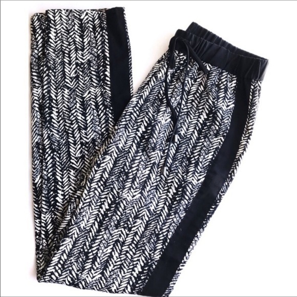 Vince Camuto Drawstring Herringbone Tuxedo Pants - Picture 8 of 9